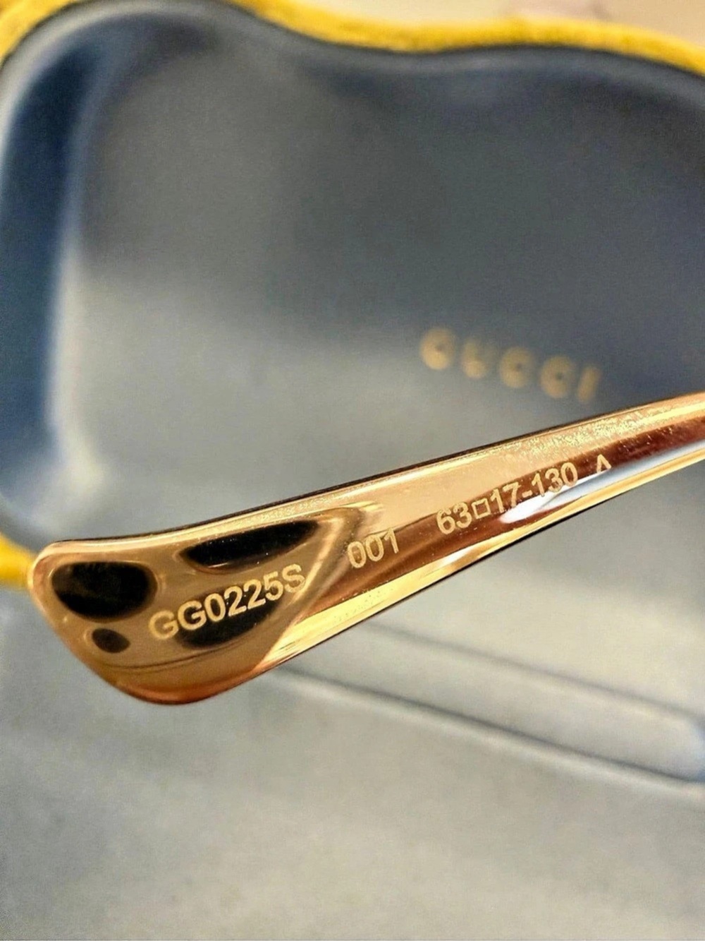 Gucci GG0225S Oversized Aviator Sunglasses in Gold & Green - Picture 5 of 8